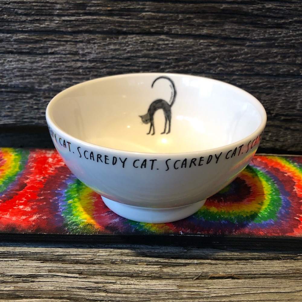 🖤🤍Rae Dunn Scaredy Cat breakfast bowl footed Black cat Halloween Goth 🤍🖤